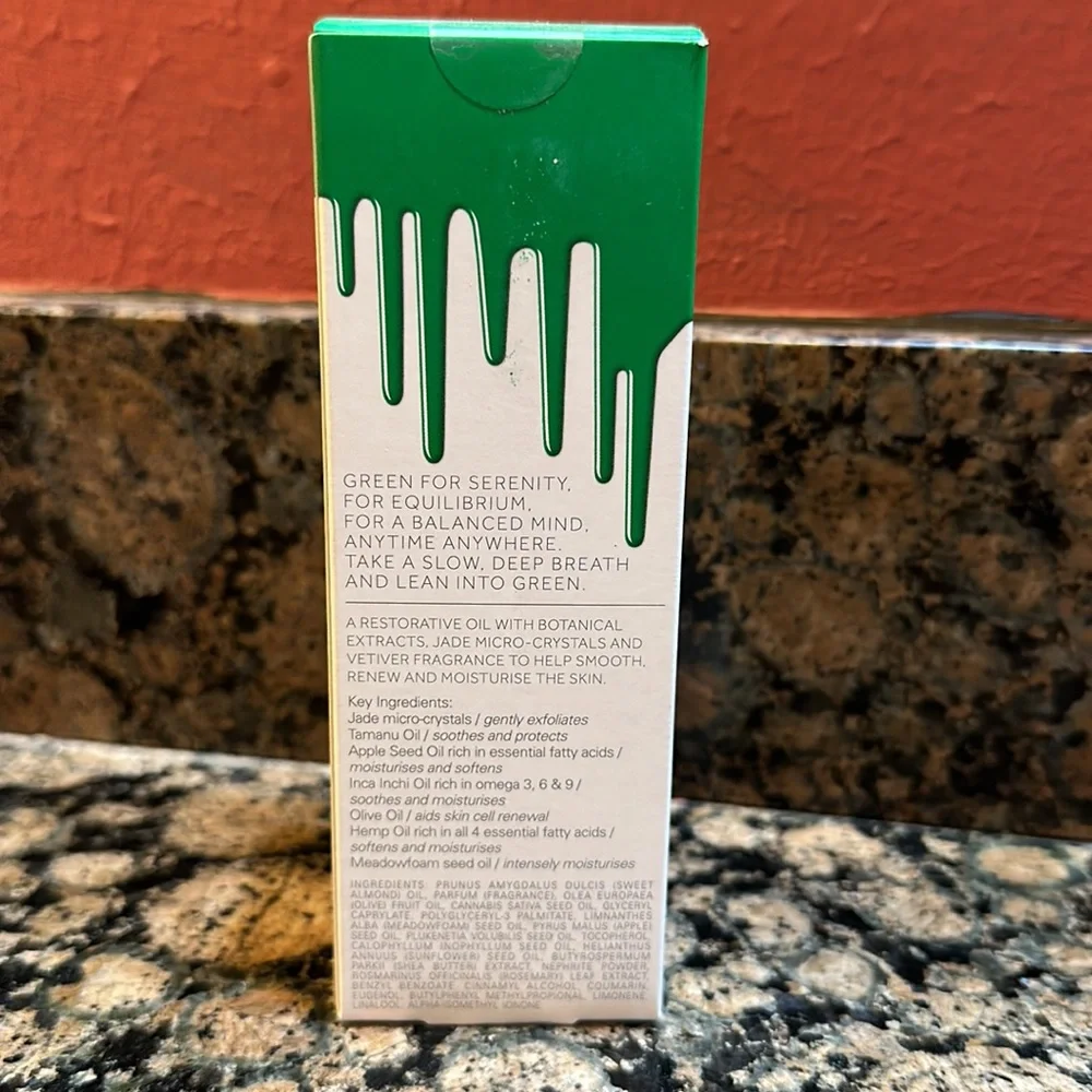 ⚜️ PRISMOLOGIE 🦚 Bath Oil  w/Vetiver & Jade